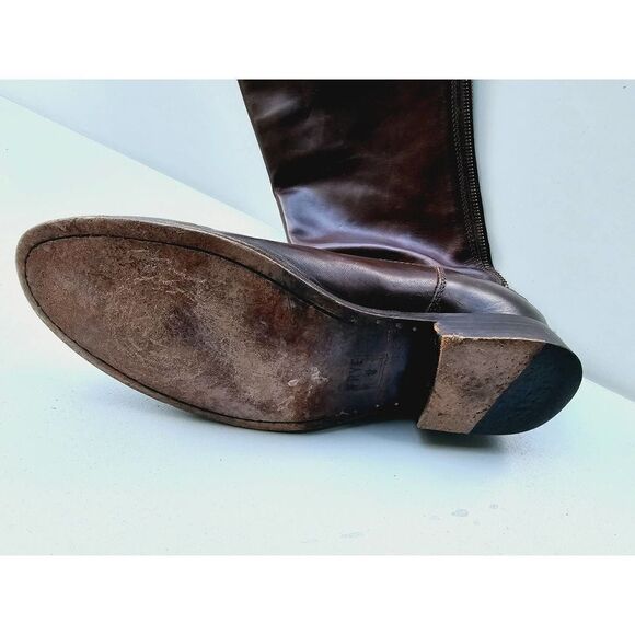 Frye full-length inner side zipper for easy on off - Picture 4 of 11